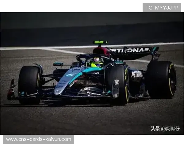 汉密尔顿怒怼队友：你差点害死我
